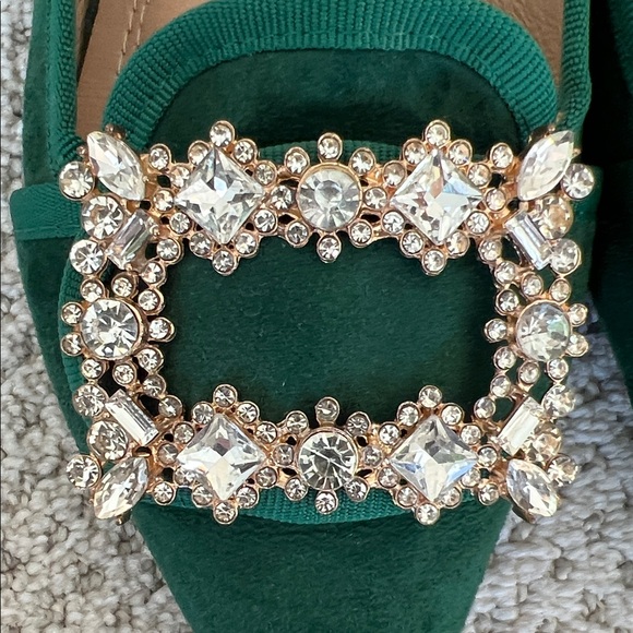 Elegant Green Embellished Flats - Picture 4 of 4